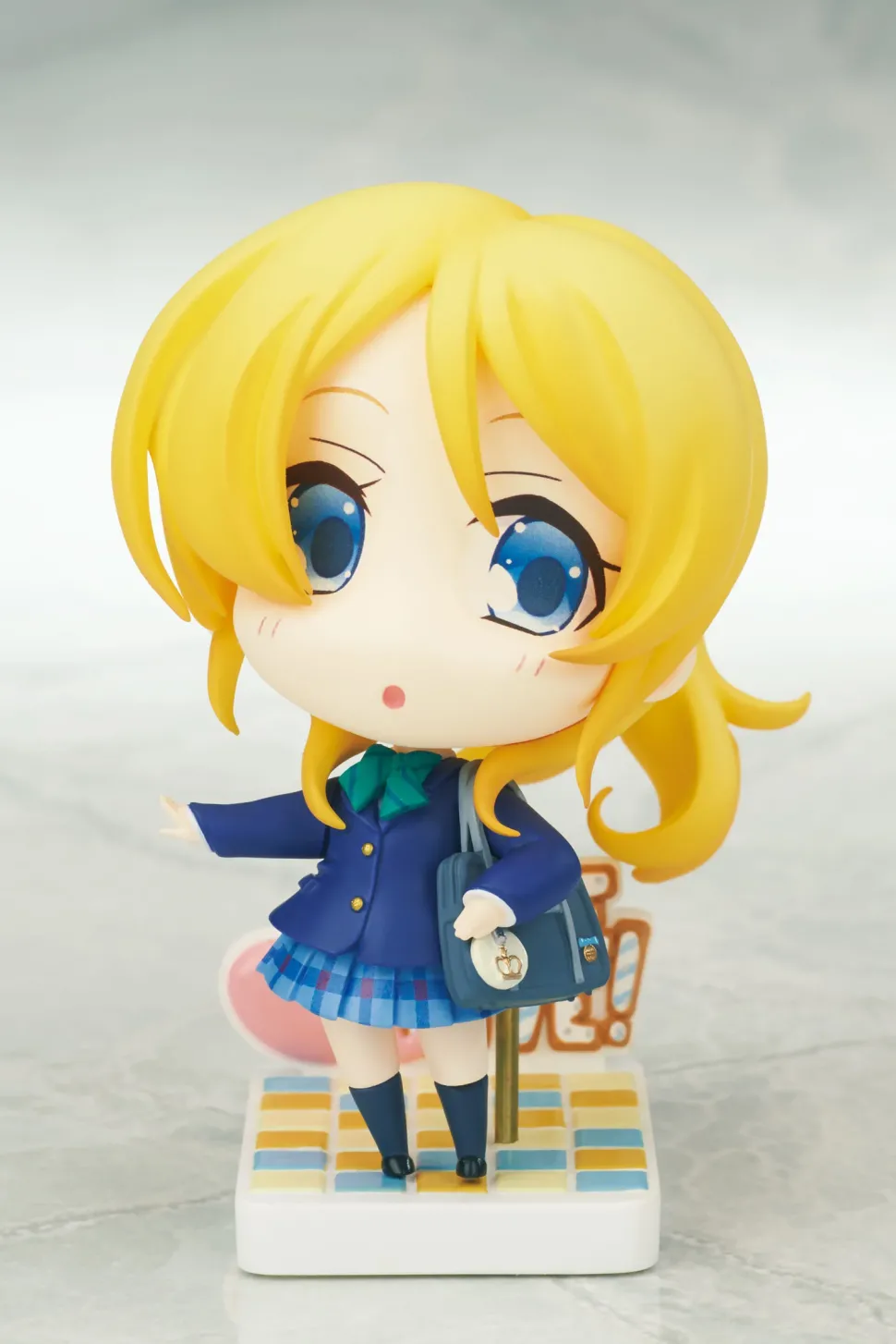 Choco Sta Love Live! Eli Ayase Figure & Smartphone Stand