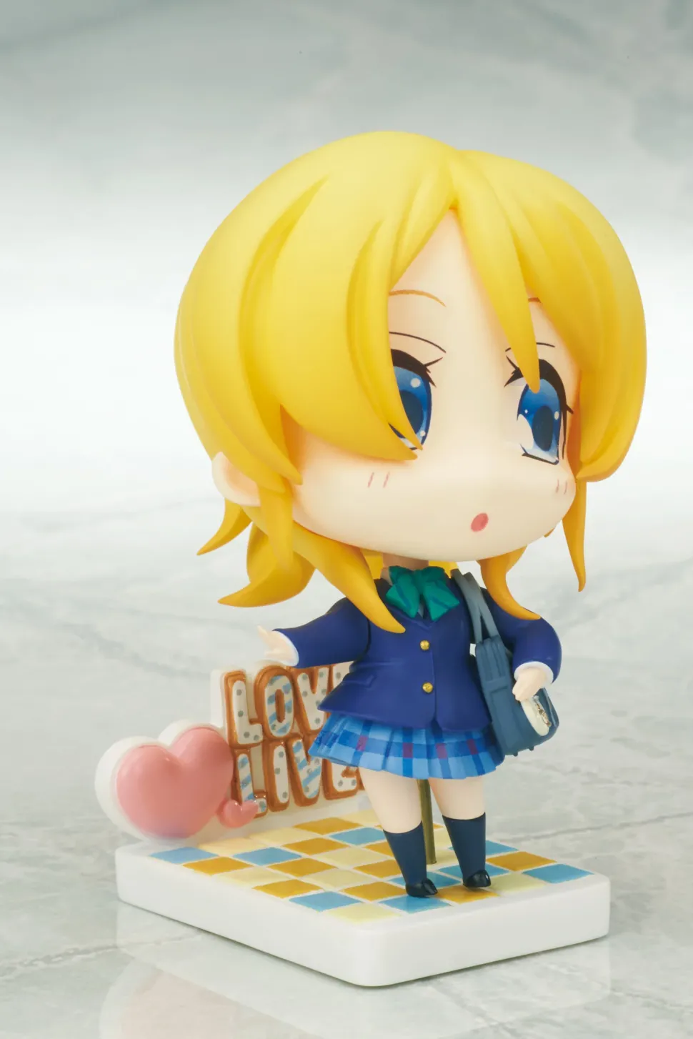 Choco Sta Love Live! Eli Ayase Figure & Smartphone Stand