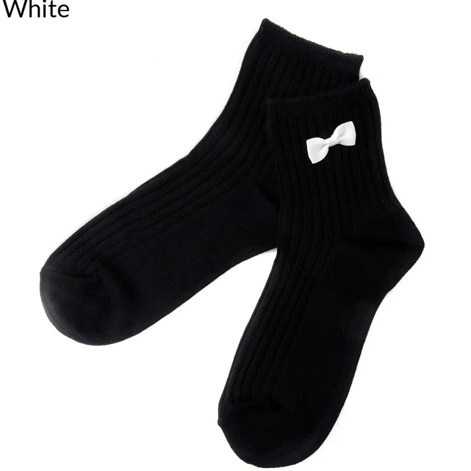 coudre un Colorful Ribbon Black Socks