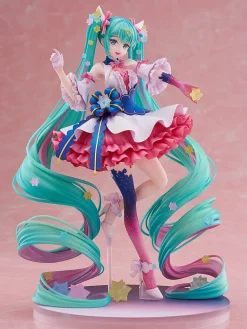 Creators Collection Figure Hatsune Miku: Rosuuri Ver. 1/7 Scale Figure (Re-run)