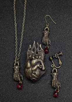 Dragon's Dogma 2 Dragon Hand Pendant