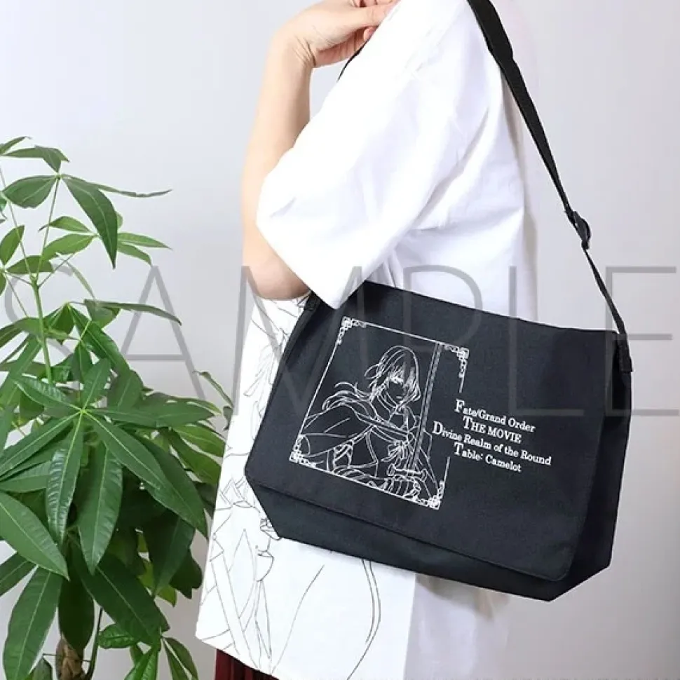 Fate/Grand Order -Divine Realm of the Round Table: Camelot- Shoulder Bag