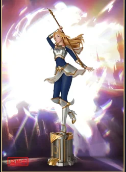 Figure Pen League of Legends Lux: The Lady of Luminosity