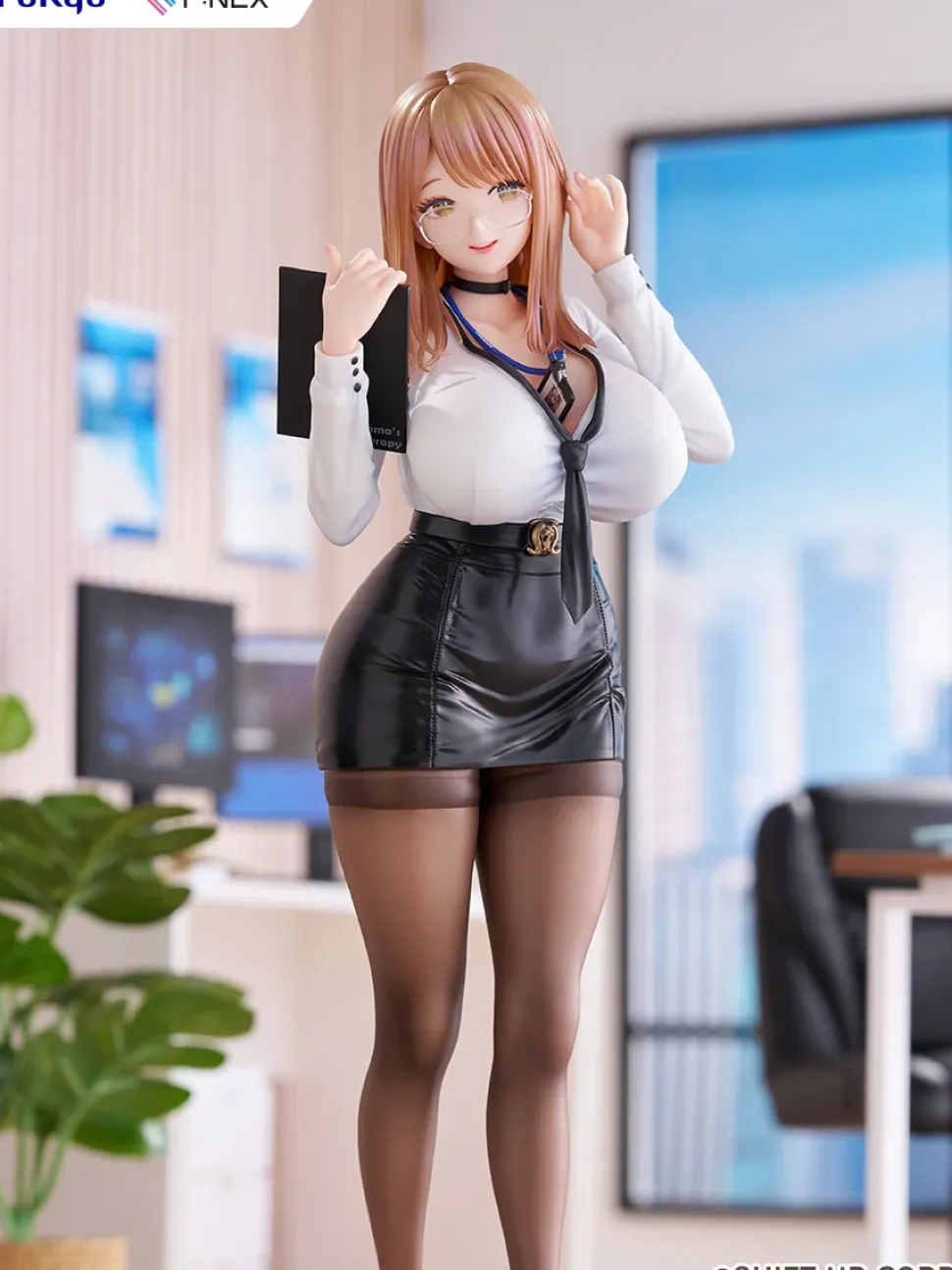Goddess of Victory: Nikke Emma Office Therapy 1/7 Scale Figure