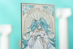 Hatsune Miku feat. Yoneyama Mai Wood Postcard