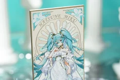Hatsune Miku feat. Yoneyama Mai Wood Postcard
