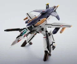 Hi-Metal R Macross Zero VF-0S Phoenix (Roy Focker Use) + QF-2200D-B Ghost