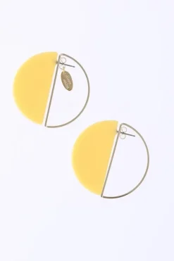 Honey Salon Acrylic Round Earrings