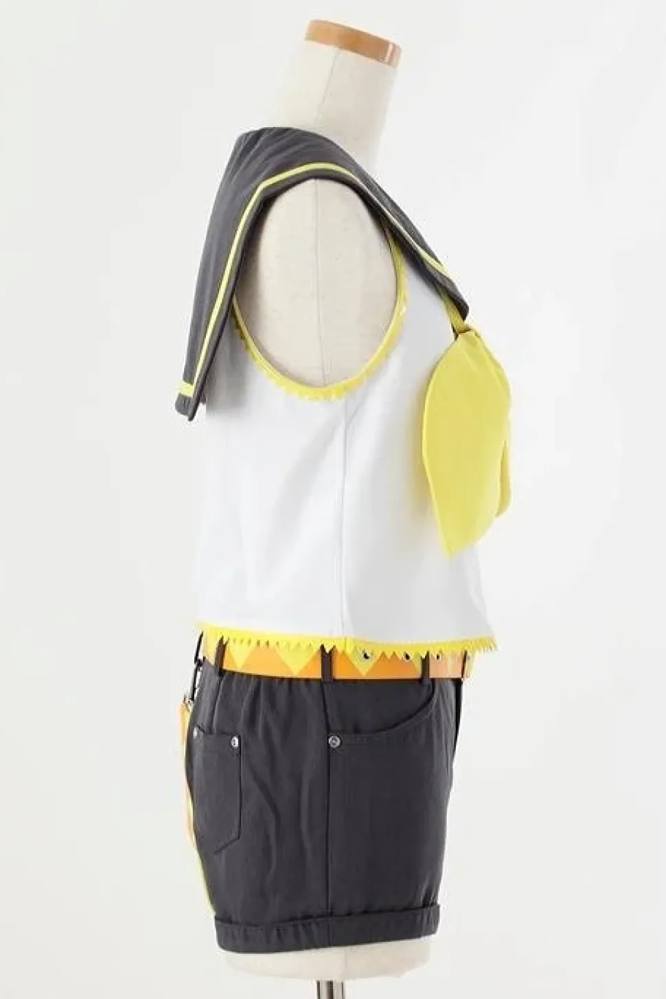 Kagamine Rin Cosplay Outfit