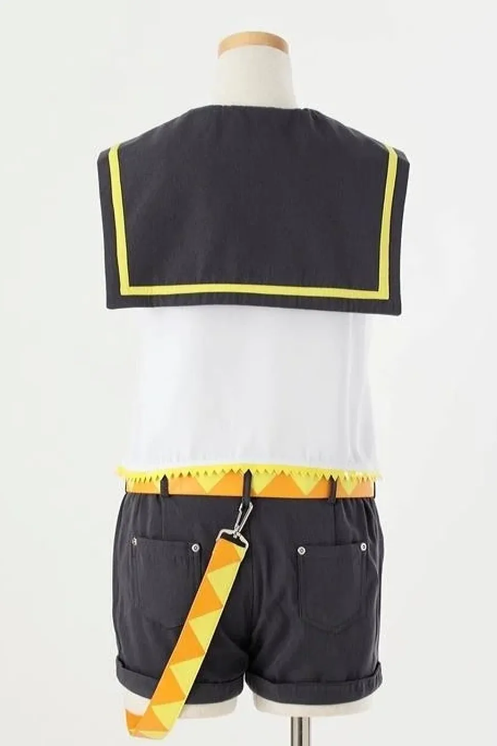 Kagamine Rin Cosplay Outfit