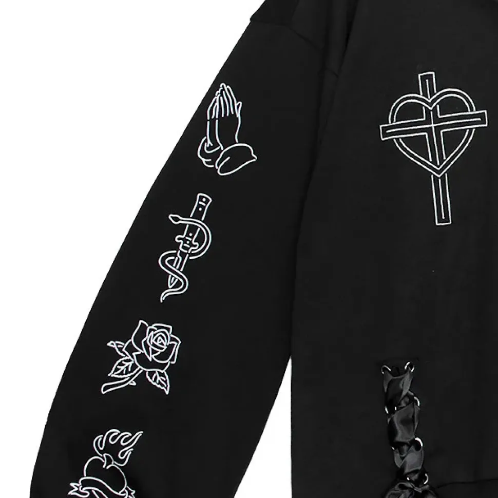 LISTEN FLAVOR Prayer Lace-Up Sailor Top