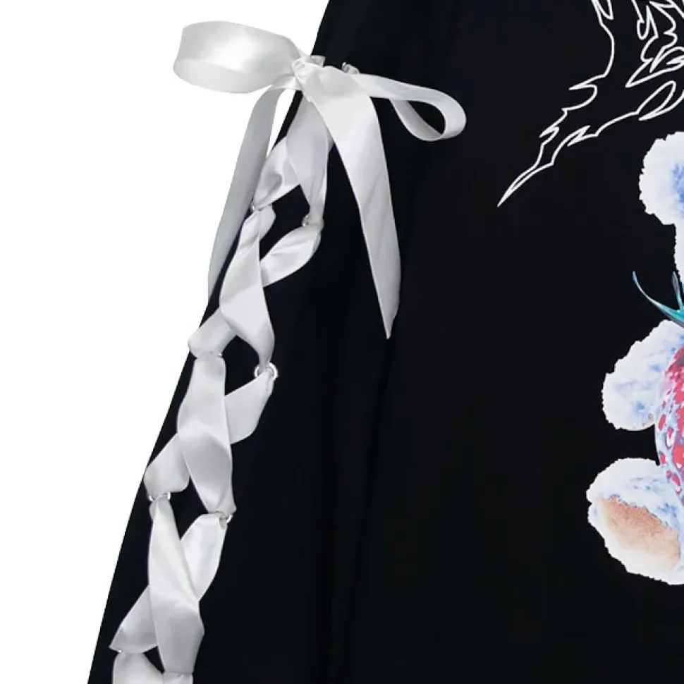 LISTEN FLAVOR Strawberry Bear Lace-Up Sleeve Pullover