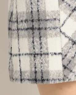 LIZ LISA Classic Plaid Skirt