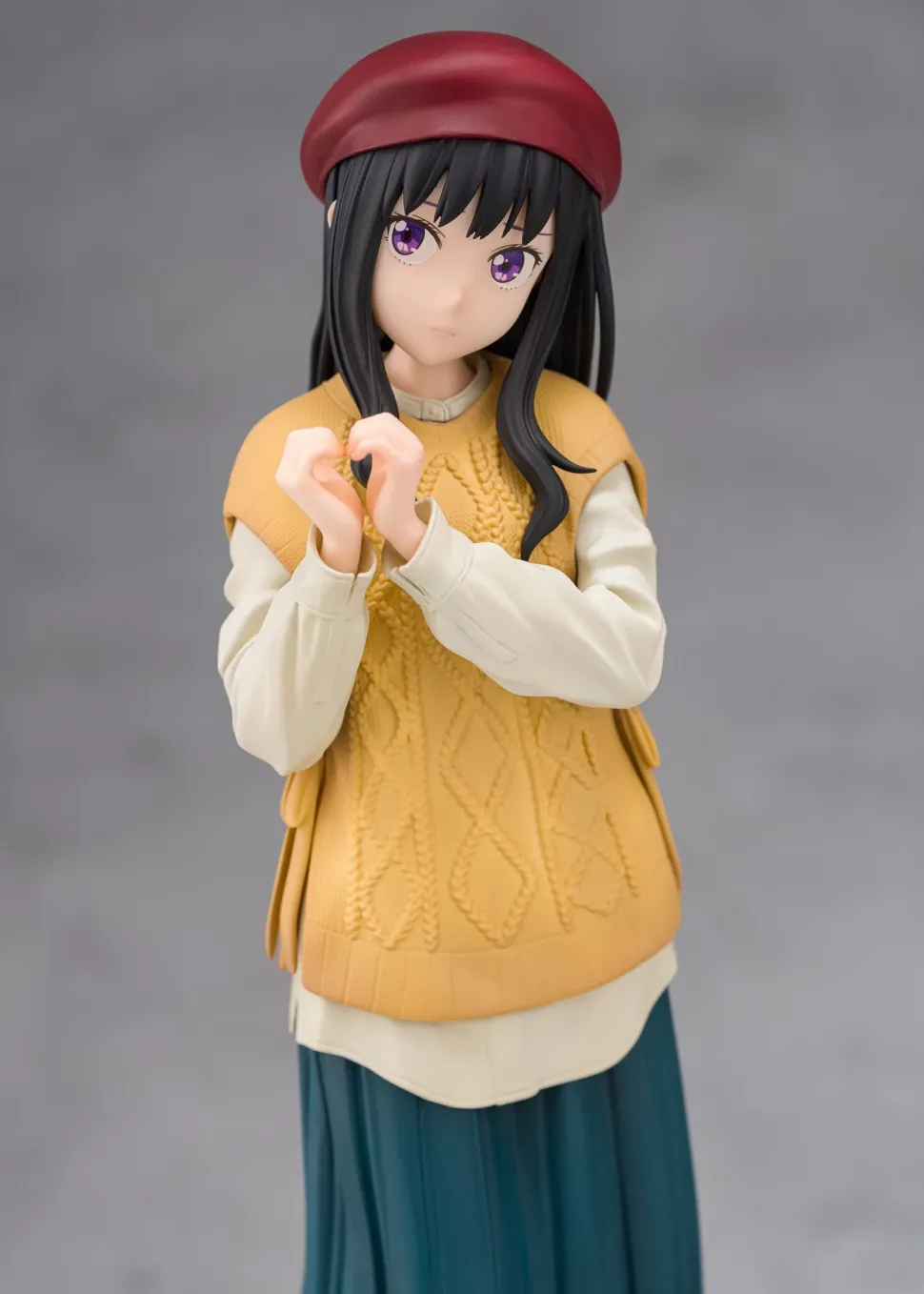 Lycoris Recoil Takina Inoue: Winter Clothes Ver. 1/7 Scale Figure
