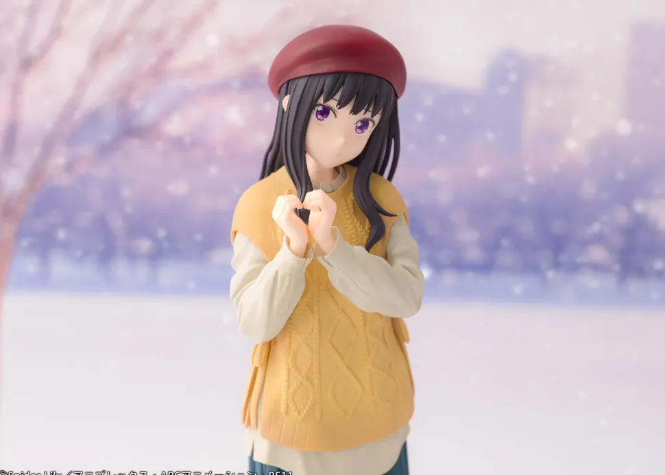Lycoris Recoil Takina Inoue: Winter Clothes Ver. 1/7 Scale Figure