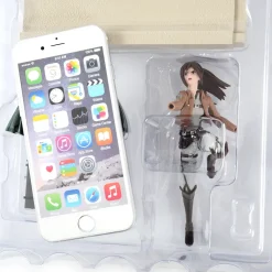 Monthly Attack on Titan Official Figure Collection Magazine Vol. 6 w/ Sasha Blouse Figure (3D Maneuver Gear Ver.)