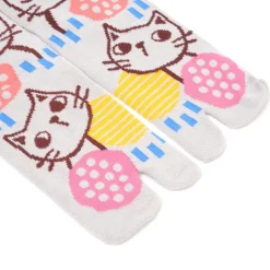 Nagomi Modern Women's Gray Cat Tabi Socks