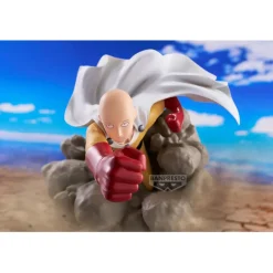 One-Punch Man Saitama Diorama Figure