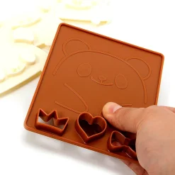 Popup Animal Bread Cutter