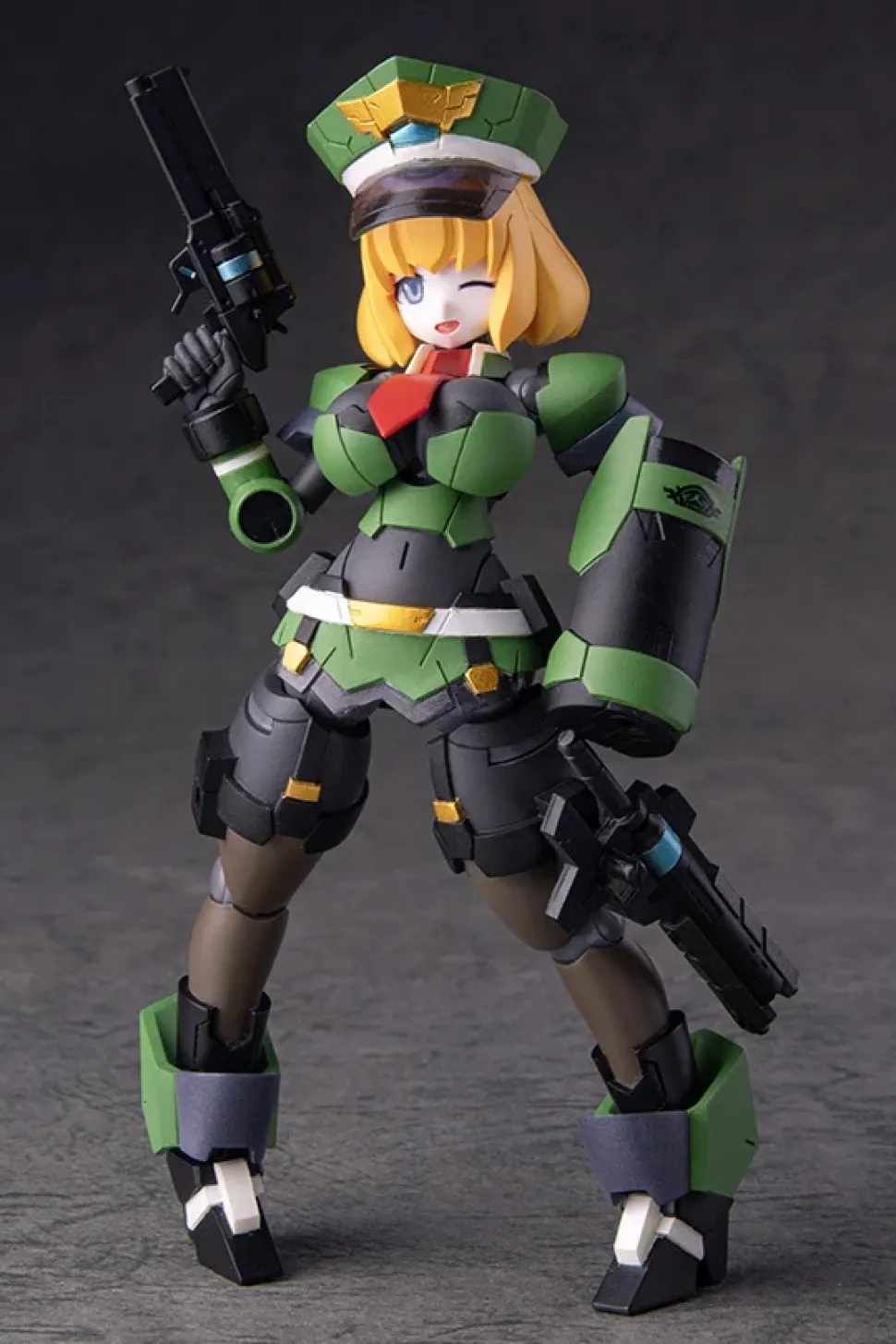 Robot Neoanthropinae Polynian Iana / Wanda (Military Police)