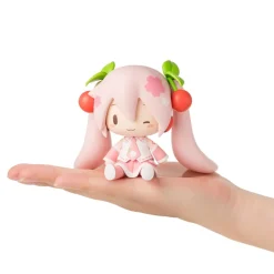 Sakura Miku Fuwapuchi Deformed Figure