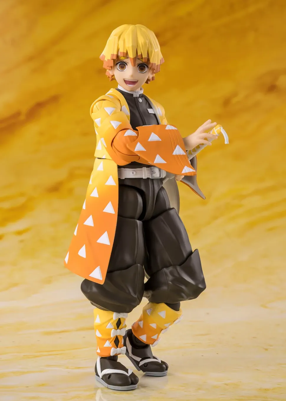 S.H.Figuarts Demon Slayer: Kimetsu no Yaiba Zenitsu Agatsuma