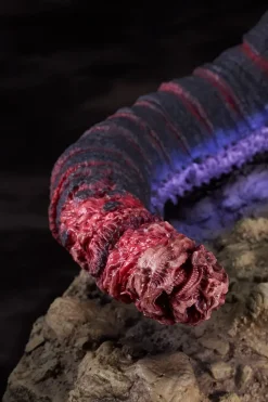 Shin Japan Heroes Universe Godzilla Statue