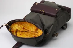 Spice and Wolf EMooooN Backpack That Makes You Want to Go on a Journey with Holo