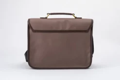 Wandering Witch: The Journey of Elaina Elaina’s Bag