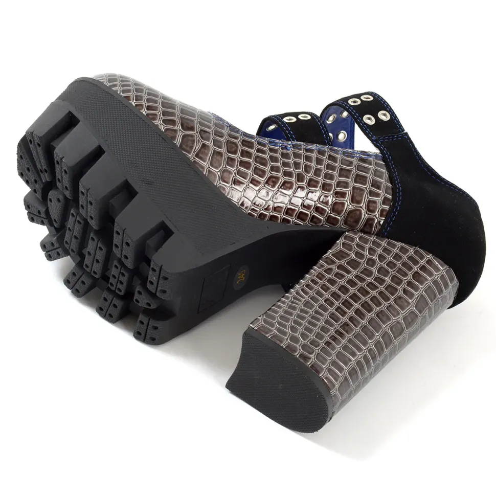 YOSUKE USA Double Strap Pumps